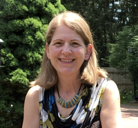 Loraine Hayes