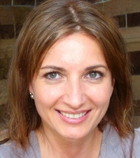 Elise  Baker