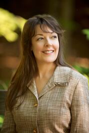Cinzi Lavin