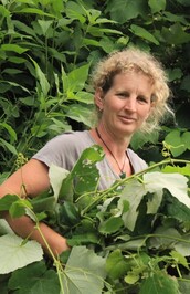 Rebecca    Stewart