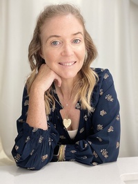 Meredith  Barnes