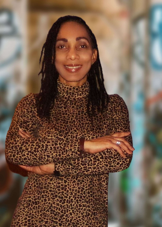Roxanne Aska (Author of The Winter of Healing)