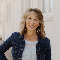 Julie Lefebure