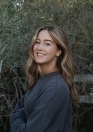 Emily  Hess