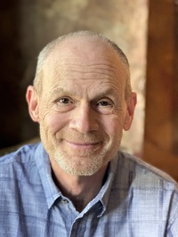 Tim     Wright