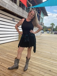 Hannah Hood Lucero profile picture