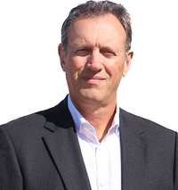 Ian    McLean