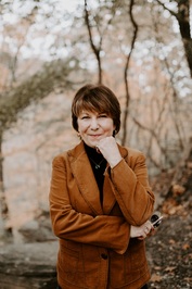 Janet   Roberts