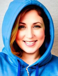 Michele        Evans