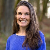 Emily Halnon profile picture