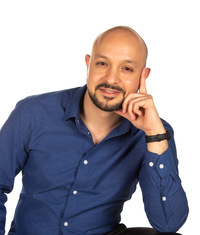 Christopher    Lopez