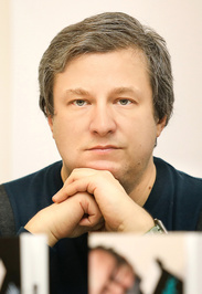 Антон Долин