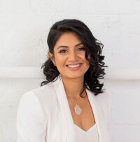 Anne Hussain