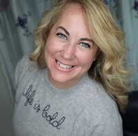 Leigh  Burgess profile picture