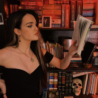 Luna Seranova