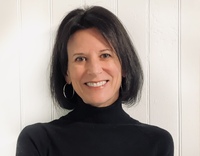 Midge Raymond profile picture
