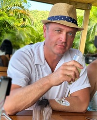 Scott  Thompson profile picture