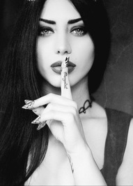Evi Rhodes profile picture