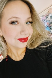 Elle  Knox profile picture