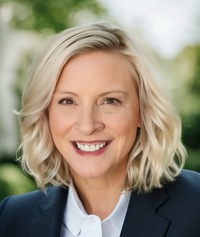 Karen  Hall