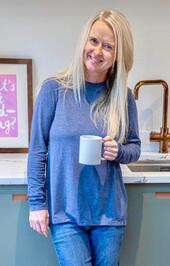 Clare   Andrews profile picture