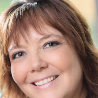 Linda  McClure