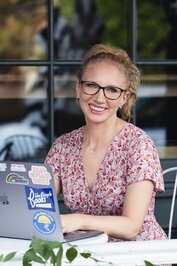 Rebecca Danzenbaker profile picture