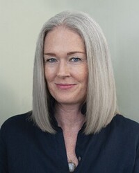 Amy    Wallace