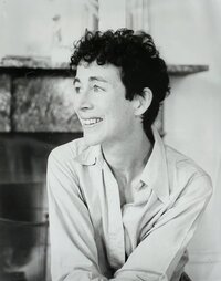 Ann Schlee profile picture