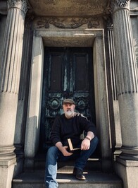 Greg              Jones