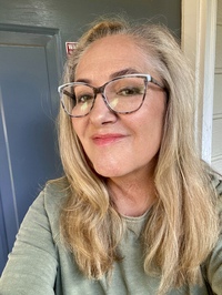 Pamela DuMond profile picture
