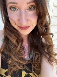 Mia  Sparrow