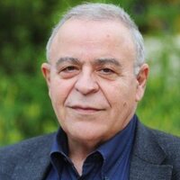 Σταύρος Τσακυράκης