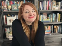 Natalie Lloyd profile picture