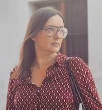 Eva Comas-Arnal