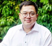 Hoàng Nam Tiến