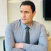 عبد الرحمن خاطر