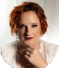 Nicole Evelina profile picture