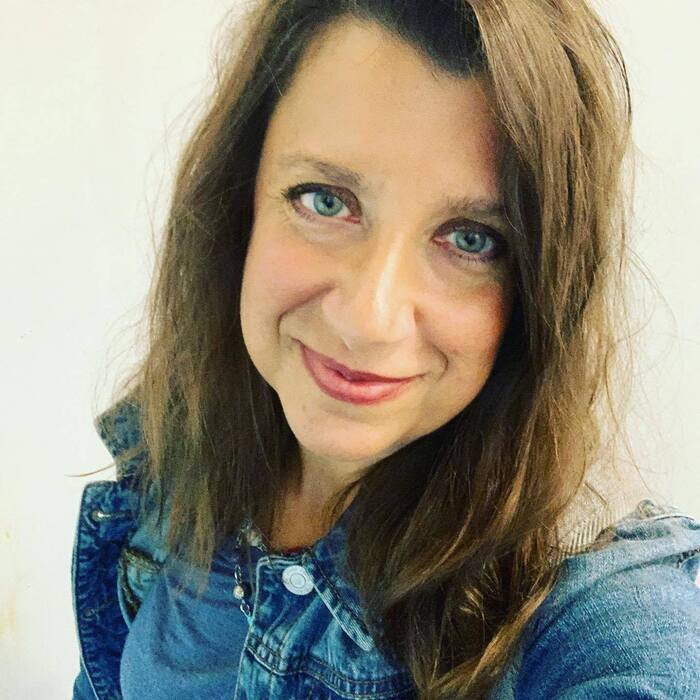 Anna Z Broome (Author of Hope is My Anchor)
