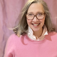 Diane Vallere profile picture