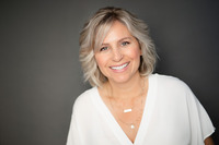Shelley  Harper