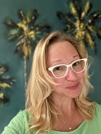 Jennifer L. Holm profile picture