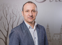 Michael  Garber