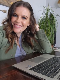 Angela Bricker profile picture