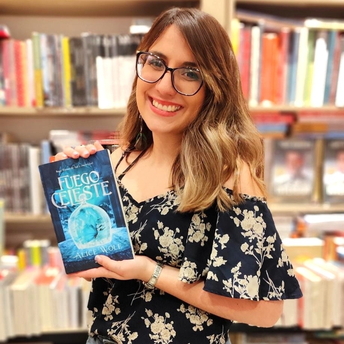 Alice Wolf (Author of Fuego celeste)
