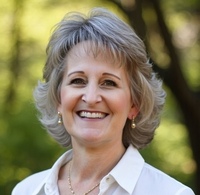 Julie   McDonnell