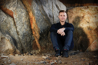 Fredrik       Persson