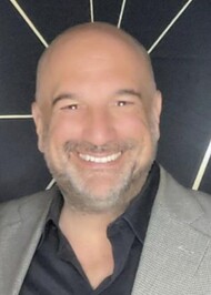 Howard  Glazer