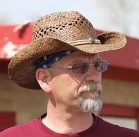 Steven  Vickers