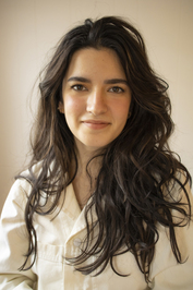 Kat  Schneider
